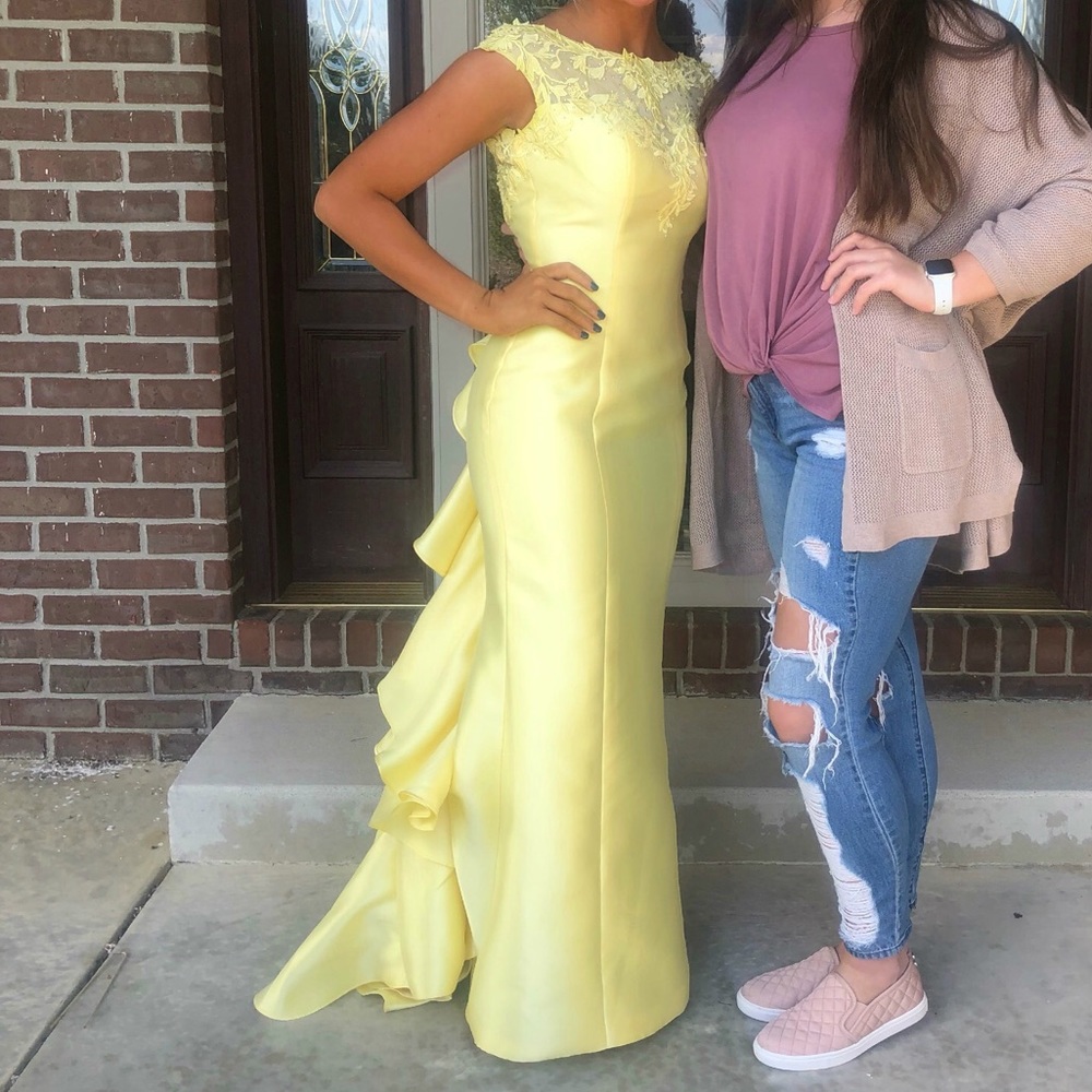 Sherri Hill Prom Dress